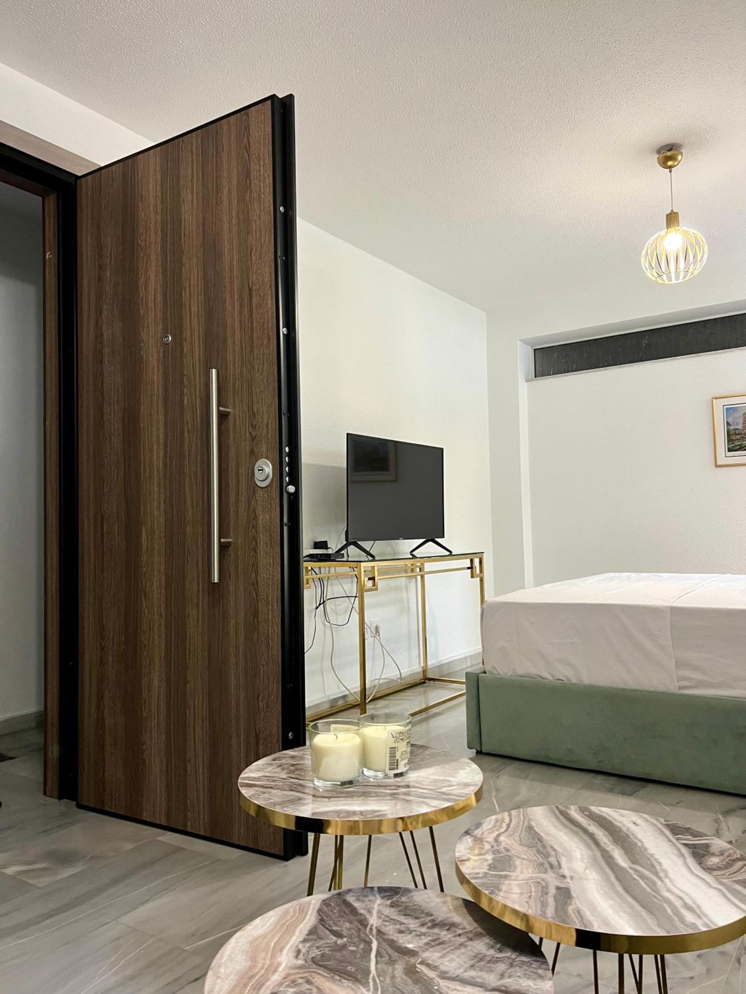 New Apartment At Athenian Riviera Экстерьер фото